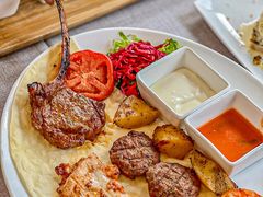 -Efes Turkish & Mediterranean Cuisine 艾菲斯餐厅(陆家嘴店)