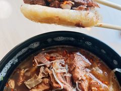 -闫家驴肉老店(华电一校店)