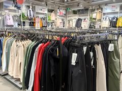 -唯品会(北京国瑞城店)