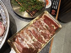 -草家酱蟹炭火烤肉店(珲春南路二店)