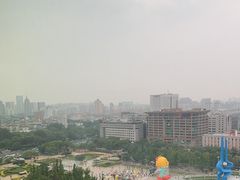 -泉城广场