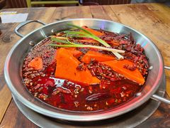 -老街·稳拈老火锅(海椒市店)