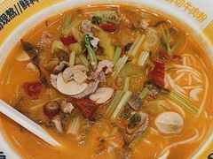 -粉小主·贵州酸汤牛肉粉(南京仙林金鹰店)