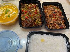 -兰湘子·湘菜小炒(石家庄万象城店)