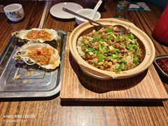 -蚝堡海鲜·威海菜·海肠捞饭·烧烤·亚洲吃蚝公司(幸福门店)