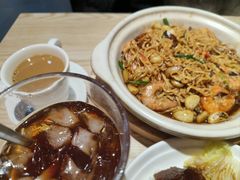 -滋味满屋美食坊(上海街店)