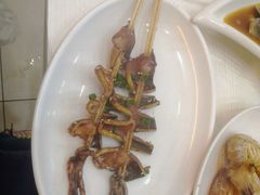 -覃记海鲜美食餐厅