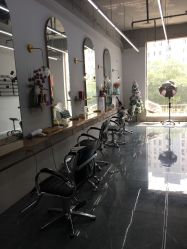 -茶发Salon·烫发染发理发