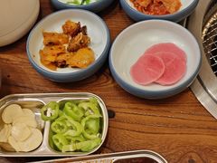 -明洞阿姨·韩式酱蟹烤肉·创意料理(三元桥店)