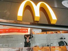 -麦当劳(北京大兴机场二层国内到达(安检外)店)