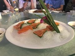 三文鱼刺身-亢龙太子酒轩(东湖店)