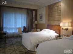 豪华双人房（普通）-深圳东部华侨城茵特拉根酒店