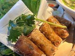 -大头虾越式风味餐厅(光明广场店)