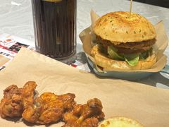 -必胜客(东部星悦天地店)