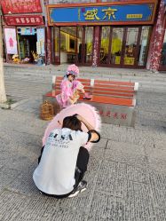 -亲亲宝贝艾尔莎亲子摄影会馆(中华路店)
