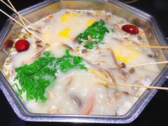 -新草堂锅物料理(泉城路店)