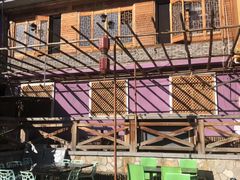 -百里峡七彩艺术小镇