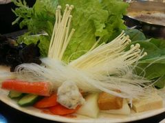 -呷哺呷哺(普陀乐购真北店)