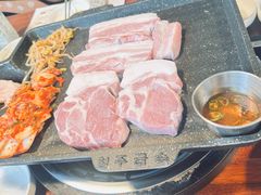 -Dombe豚(黑猪肉街店)
