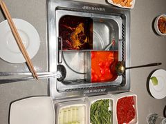 -海底捞火锅(高新万达店)