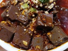 冒鸭血-炉小二铜锅牛蛙•川湘菜(三里屯店)