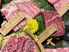 -山川小町·极番烧肉(新地假日广场店)