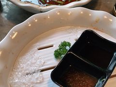 -沪小胖小龙虾(淮海中路旗舰店)