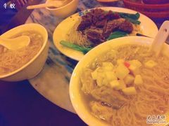 鲜虾云吞面、牛腩捞面-巧美面家(东华西店)