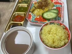 百福招牌海南鸡饭-百福麵家(新馬路店)