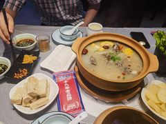 -怪怪龙虾·来自江苏盱眙(惊驾路店)
