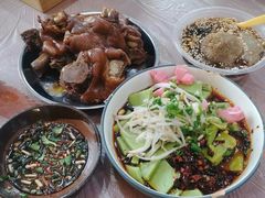 -王万妈卤猪脚(青岩交通路)