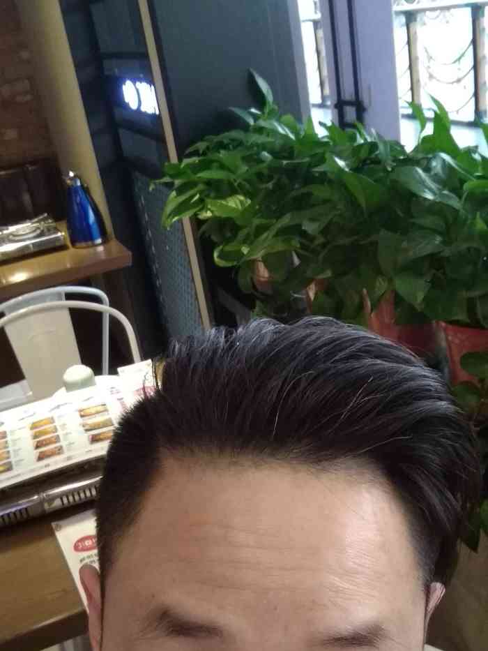 飞凤美容美发-"【项目】剪发手艺狠不错!就是洗头太马虎.