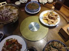 -快乐老家三鲜饺子东北菜(南六中路店)