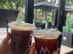 -M Stand(深圳龙岗万科广场店)