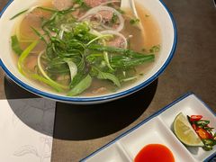 越南火车头汤河粉-美奈小馆·越南料理(中航城君尚购物中心店)