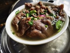 -乐山食古香跷脚牛肉