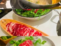 -左庭右院鲜牛肉火锅(金山万达店)