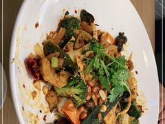 -拿渡·水煮鱼麻辣香锅(王府井奥莱·香江小镇店)