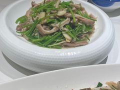 -梅飞酒家(名辉豪庭店)