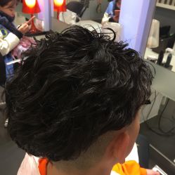-TONI&GUY