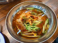 -韩风烤牛肉冷面店
