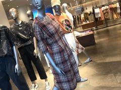 -URBAN REVIVO(西安Momopark店)