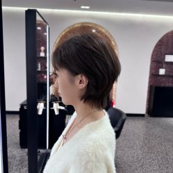 -SWANK SALON