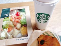 -星巴克(上海虹桥站2A检票口)