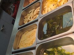 -养牛邓·潮汕牛肉海鲜自助火锅(广州店)