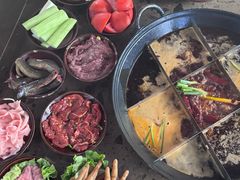 -正南齊北重庆老火锅(光华村直营店)