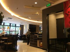 -必胜客(WOW中心城店)