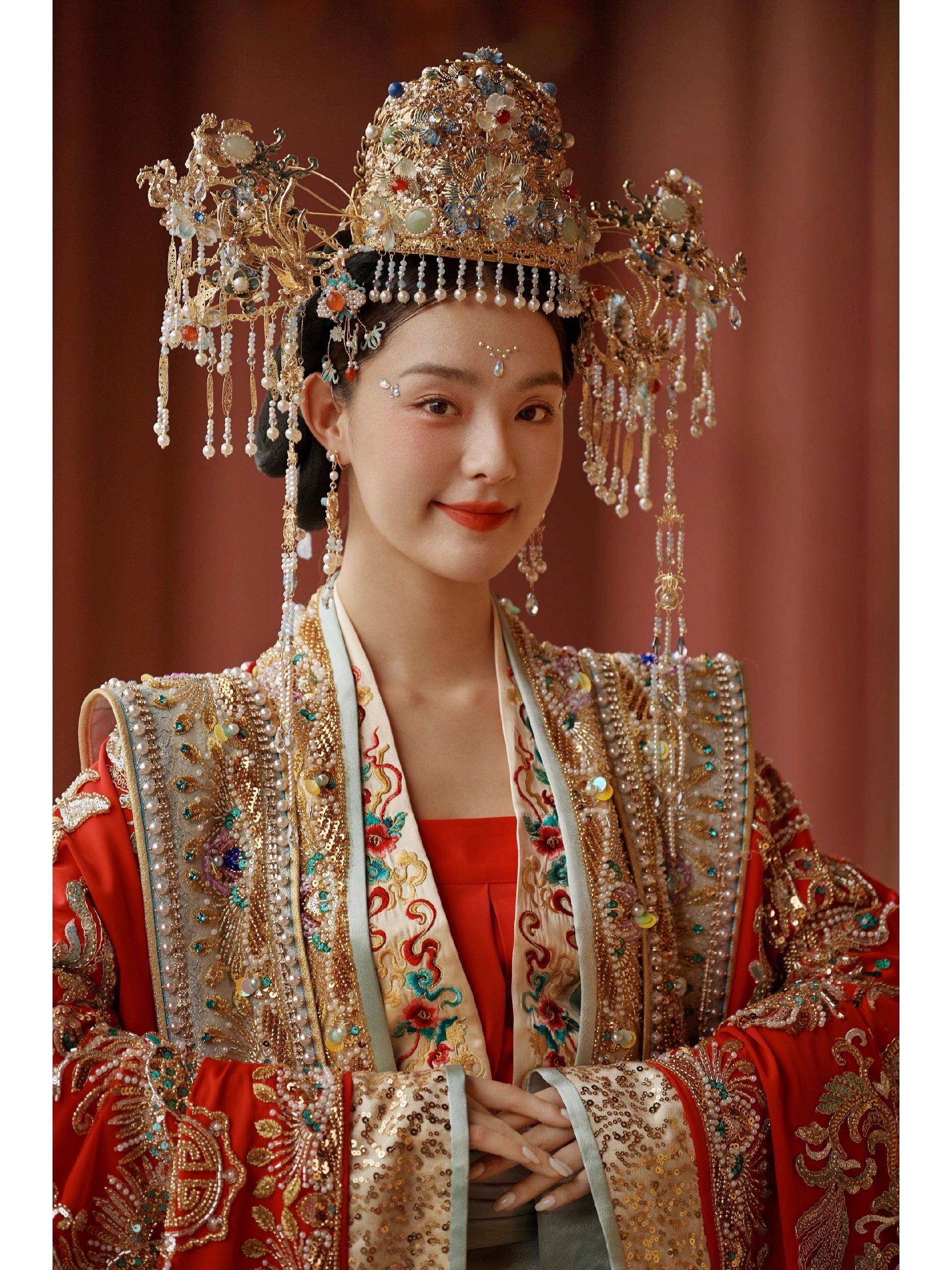 中国女孩一定要拍的汉服婚纱照~太好看啦❗