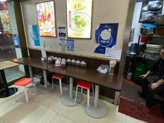 -吕氏馄饨包子大排档