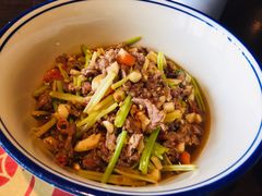 香芹炒黄牛肉-洞庭土菜馆(天河北总店)